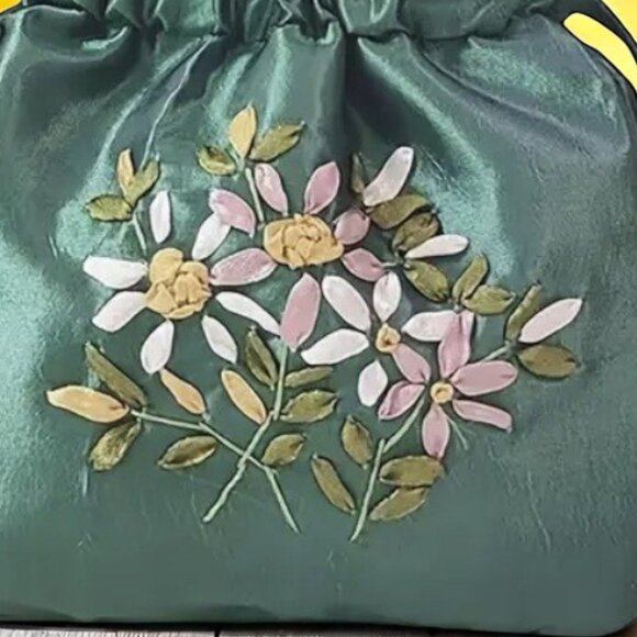 Floral Embroidered Nylon Drawstring Handbag Green Occasion Bag - Picture 6 of 7